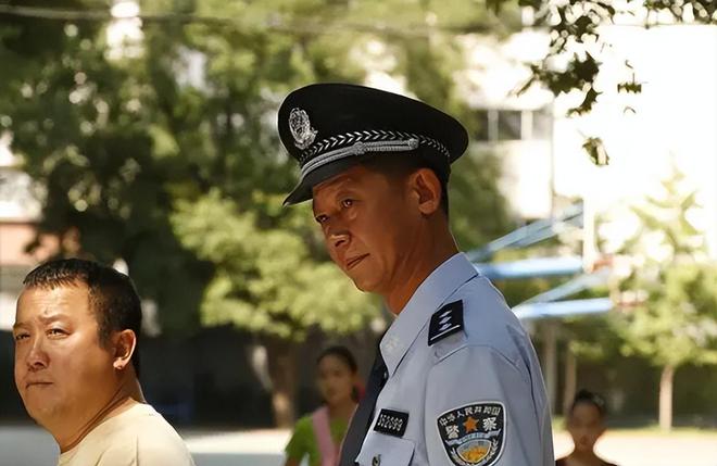 王志文一人单挑30多家媒体毫不畏惧！凯发K8登录震惊娱乐圈的口香糖事件(图2)